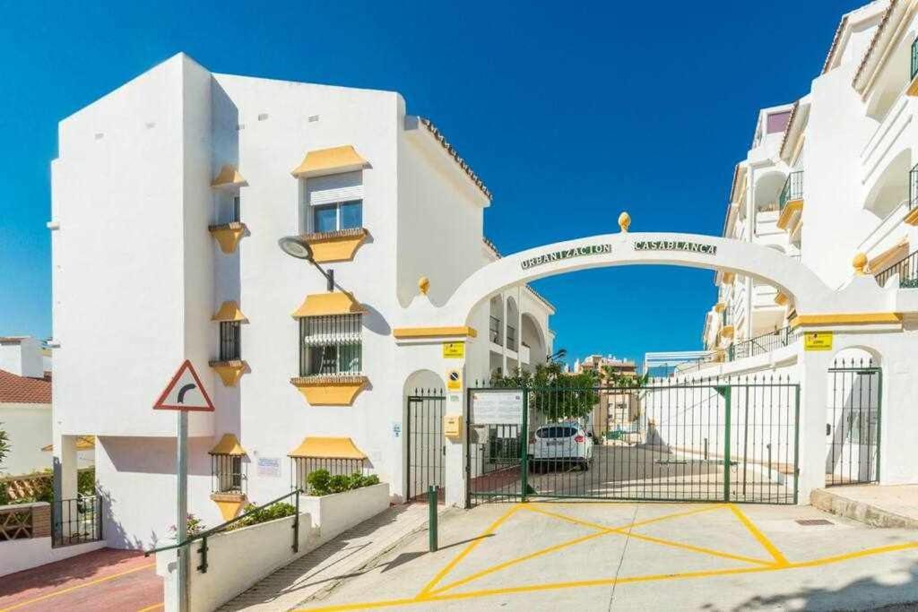 Casablanca 4 Apartamento Con Jardin Privado فوينخيرولا المظهر الخارجي الصورة