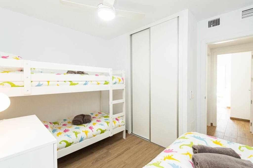 Casablanca 4 Apartamento Con Jardin Privado فوينخيرولا المظهر الخارجي الصورة