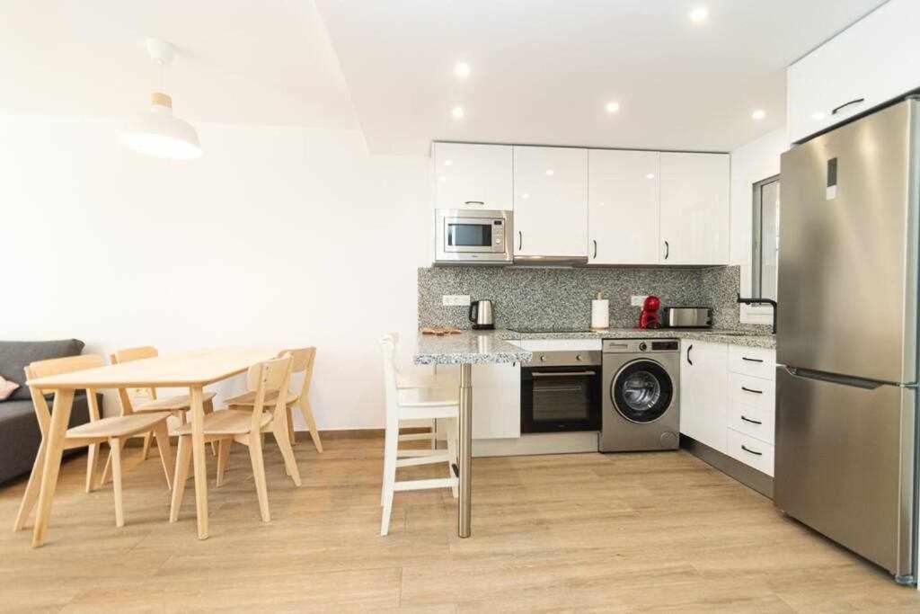 Casablanca 4 Apartamento Con Jardin Privado فوينخيرولا المظهر الخارجي الصورة